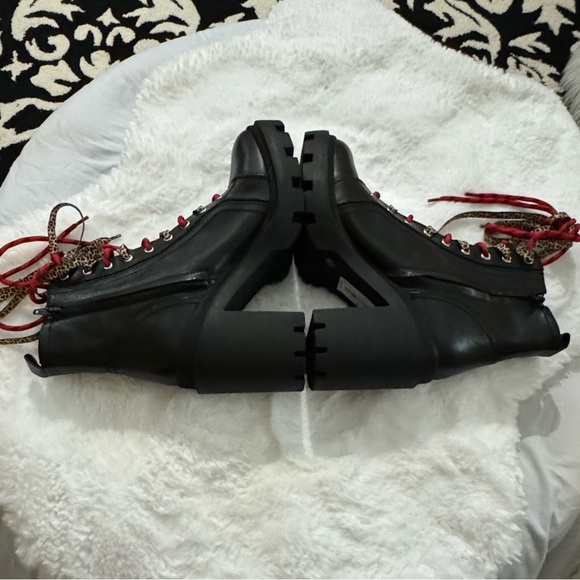 NEW Gianni Bini Ryedderr Leopard Block Heel Combat Boots BlackRed LaceUp 10 - Picture 7 of 16